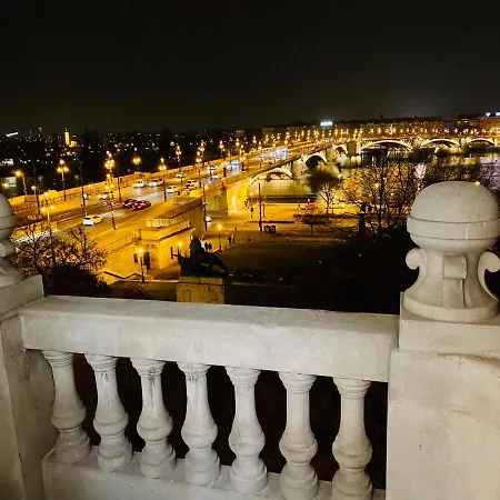 Apartment Over The Danube Budapest