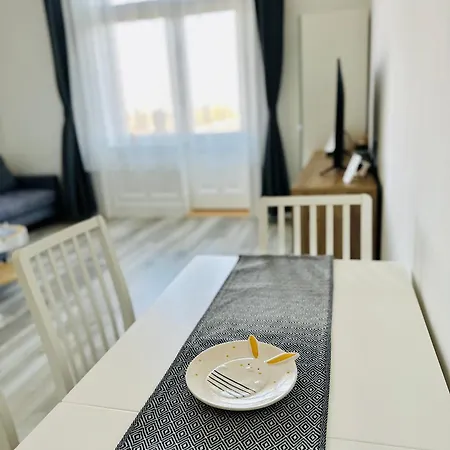 Over The Danube Apartment